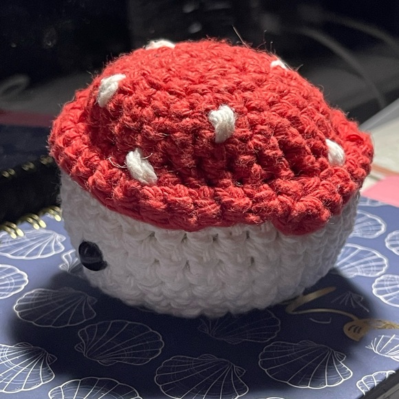 Kawaii Mushroom Desk Buddy plushie - Picture 5 of 5